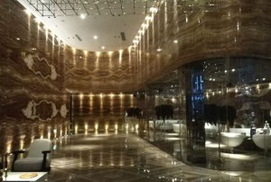 大酒店管理层招聘条件（高端酒店管理层职位招募标准及要求）