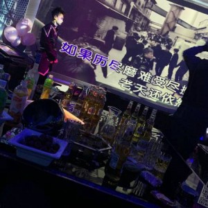 上海闵行区吴泾镇附近酒吧招聘商务接待,(不需要喝酒的)