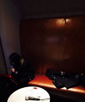 上海静安区曹家渡街道附近ktv招聘包厢陪唱,上班轻松的