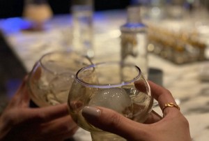 杭州上城区凯旋街道附近夜总会招聘点歌公主,(不需要工作服)