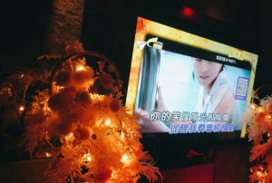上海小费多的夜总会ktv招聘酒水销售员,应聘联系方式是什么