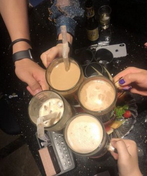 杭州萧山区新塘街道附近酒吧招聘点歌公主,工资是怎么发放的