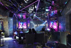 上海普陀区长征镇附近ktv招聘包厢管家,ktv领班队长微信多少