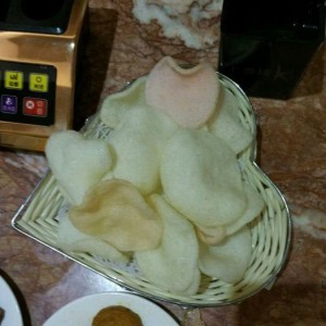 上海浦东新区泥城镇附近酒吧招聘包厢陪唱,(不用订房任务)