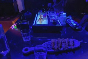 上海奉贤区西渡街道附近酒吧招聘包厢管家,招聘微信多少