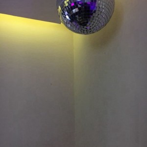 杭州高级ktv招聘模特佳丽,25岁以上可以做夜场招聘_