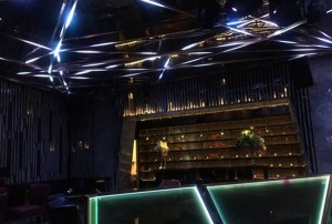 上海浦东新区祝桥镇附近夜场招聘包厢服务员,上班需要喝酒吗？