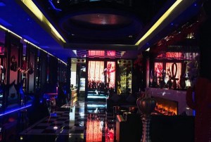 上海虹口区曲阳路街道附近ktv招聘包厢管家,领班直聘的