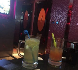 上海翻台高的夜场招聘包厢气氛组,是否需要轮班或者加班？