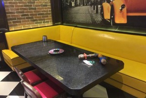 杭州中低档夜场招聘点歌公主,00后做夜场的多吗_