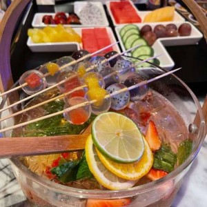 上海日薪高的酒吧招聘酒水促销员,夜场KTV小费一般是给多少