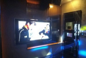 杭州知名的夜场ktv招聘包厢陪唱,交五险一金吗？