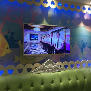 上海浦东新区陆家嘴街道附近夜总会招聘商务礼仪,跟领队还是直招