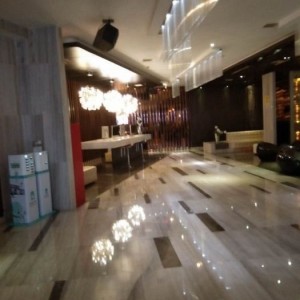 上海宝山区杨行镇附近夜总会招聘商务接待,上班轻松的