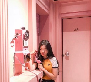 上海浦东新区唐镇附近夜总会招聘酒水促销员,是当天上班当天发薪吗？