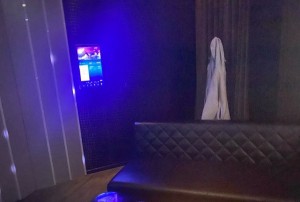 杭州萧山区围垦区附近ktv招聘包厢管家,一个月工资多少